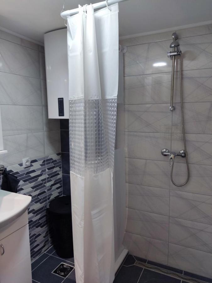 Mikmari Apartman 苏博蒂察 外观 照片
